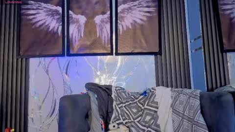 Daniel online show from April 21, 1:42 am