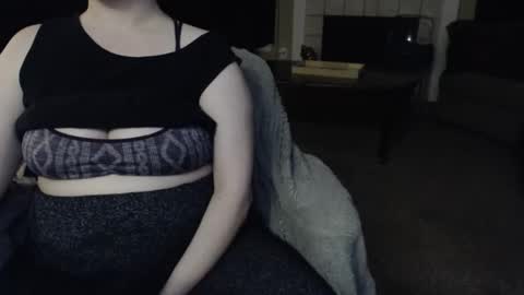 SKYLE   online show from April 18, 4:14 am