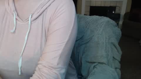 SKYLE   online show from March 22, 9:02 am