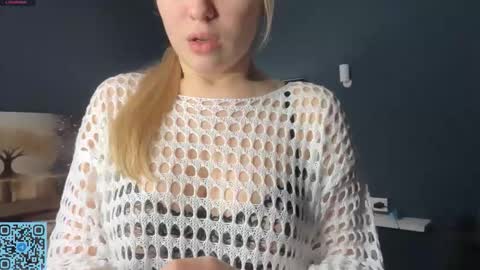 Skye online show from December 19, 5:58 am