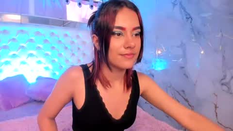 skyler_rouse online show from July 8, 8:34 pm