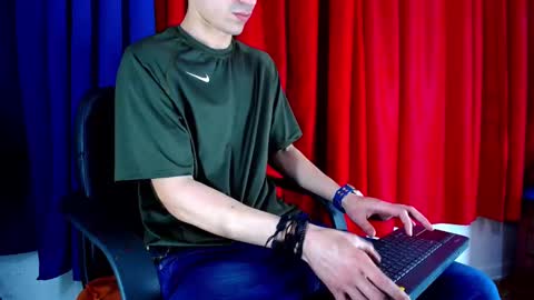 Skyler online show from January 7, 12:37 am