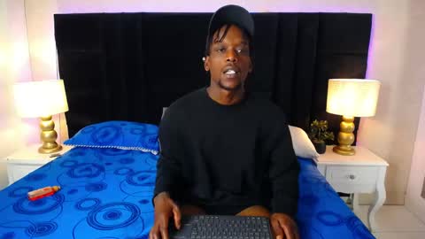 SKYLERBIGXXX online show from May 12, 4:21 am