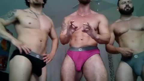 Skyler Flexes online show from October 25, 4:46 am