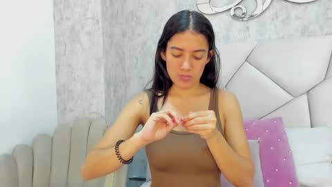 Skyler online show from December 5, 9:12 pm