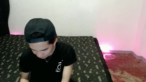 skyler online show from April 13, 11:14 am