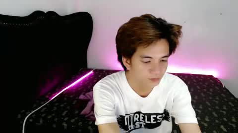 skyler online show from April 5, 6:16 pm