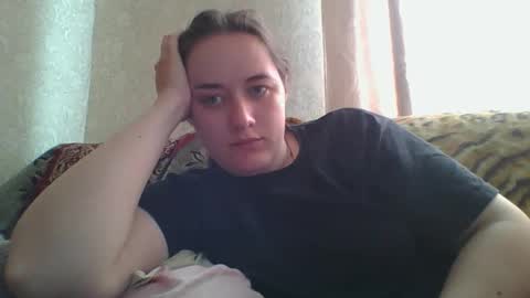 skyressie333 online show from May 17, 6:00 am