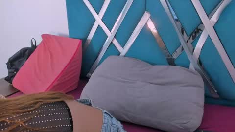 Sky online show from April 15, 7:38 pm