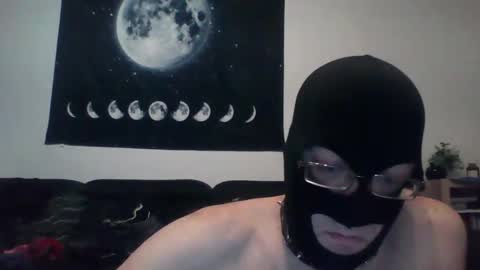 Snapshot of slaveforgodess chatting on October 22, 8:32 pm slaveforgodess online show from October 22, 8:32 pm