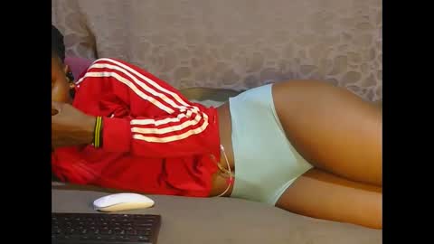 slim_girl01 online show from September 23, 6:36 pm