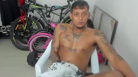 slim_master12 online show from April 20, 7:50 pm