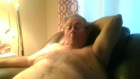 slippery_duck online show from October 6, 1:40 pm