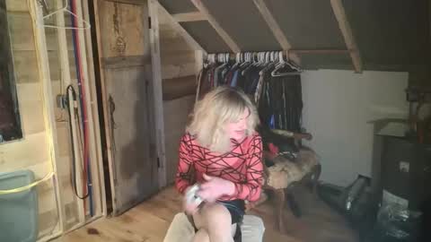 slutjennifertransxx online show from March 15, 3:00 am