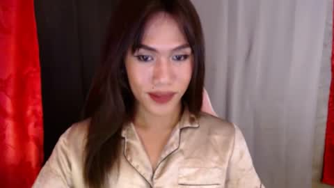Snapshot of slutqueen_raz chatting on March 5, 2:56 pm Raz online show from March 5, 2:56 pm