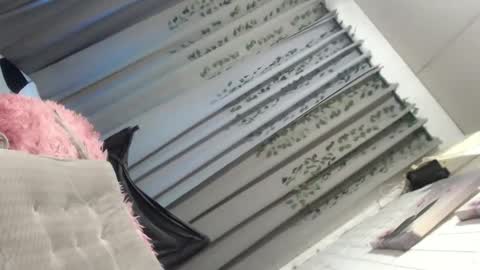 CHIE CHIE online show from January 25, 8:21 pm