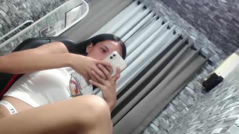 CHIE CHIE online show from February 15, 10:42 pm