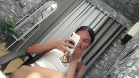 CHIE CHIE online show from February 27, 6:09 pm