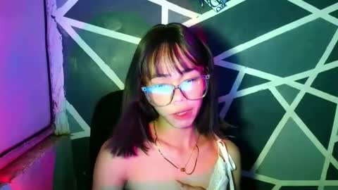 sluttypatotie online show from April 30, 9:52 pm