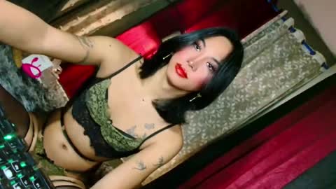 Snapshot of slutxcums_martel69 chatting on October 2, 12:20 am slutxcums_martel69 online show from October 2, 12:20 am