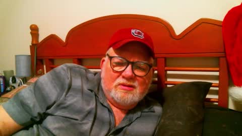 Sly online show from December 8, 11:46 am