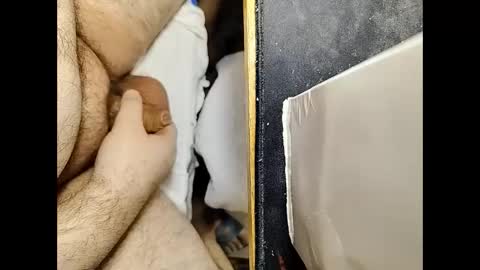 Snapshot of small_1986 chatting on January 6, 11:18 am transmisin gratuita bajo demanda  free broadcast on demand online show from January 6, 11:18 am