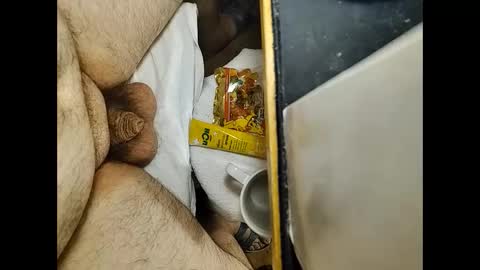 Snapshot of small_1986 chatting on December 20, 8:17 am transmisin gratuita bajo demanda  free broadcast on demand online show from December 20, 8:17 am