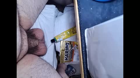 Snapshot of small_1986 chatting on January 9, 12:41 pm transmisin gratuita bajo demanda  free broadcast on demand online show from January 9, 12:41 pm