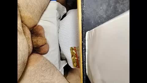 Snapshot of small_1986 chatting on January 9, 3:26 am transmisin gratuita bajo demanda  free broadcast on demand online show from January 9, 3:26 am
