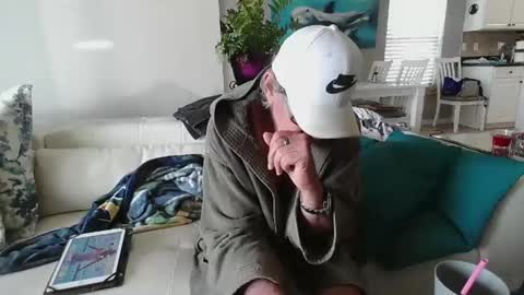 Daddy online show from March 3, 3:11 pm