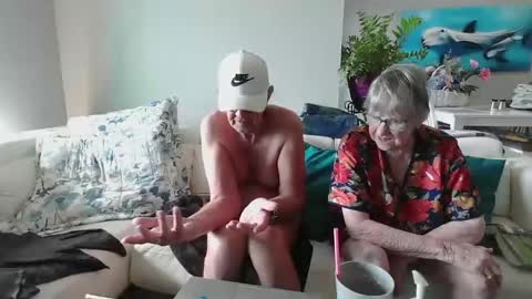 Daddy online show from February 9, 4:40 pm