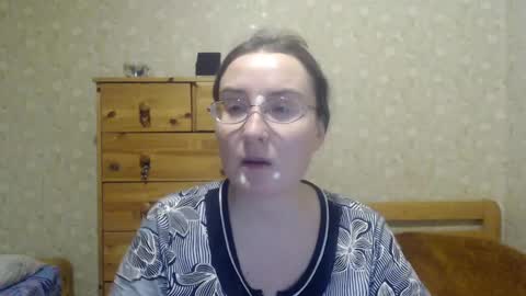 Snapshot of smart_rose chatting on February 9, 8:02 pm smart_rose online show from February 9, 8:02 pm