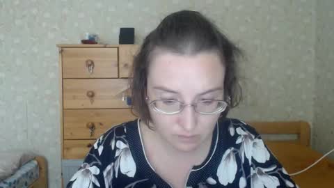 Snapshot of smart_rose chatting on September 15, 12:17 pm smart_rose online show from September 15, 12:17 pm