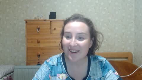 Snapshot of smart_rose chatting on September 23, 6:03 pm smart_rose online show from September 23, 6:03 pm