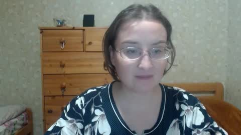 Snapshot of smart_rose chatting on October 6, 1:01 am smart_rose online show from October 6, 1:01 am