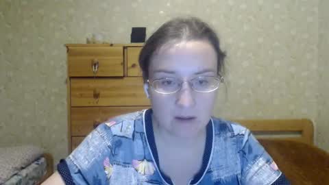 Snapshot of smart_rose chatting on March 11, 4:18 pm smart_rose online show from March 11, 4:18 pm