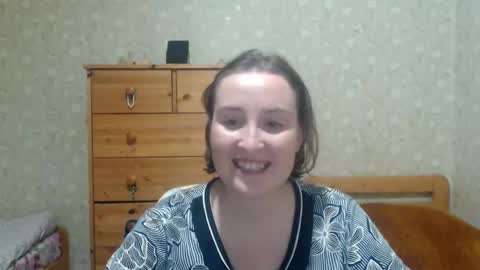 Snapshot of smart_rose chatting on September 28, 9:57 pm smart_rose online show from September 28, 9:57 pm