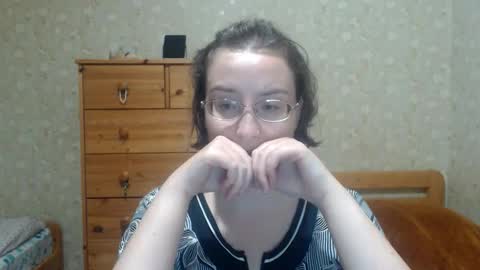 Snapshot of smart_rose chatting on October 9, 6:57 pm smart_rose online show from October 9, 6:57 pm