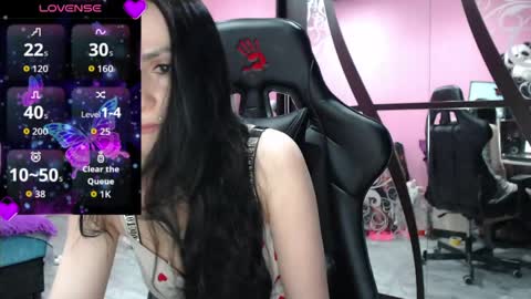 smile_cute_fox online show from April 9, 12:33 pm