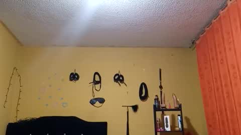 smith_lechosoxxx online show from January 7, 8:30 am