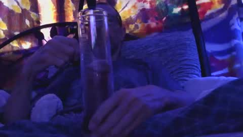 smoke-4-me online show from May 26, 6:47 pm