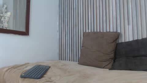 Ethan online show from January 5, 6:11 pm