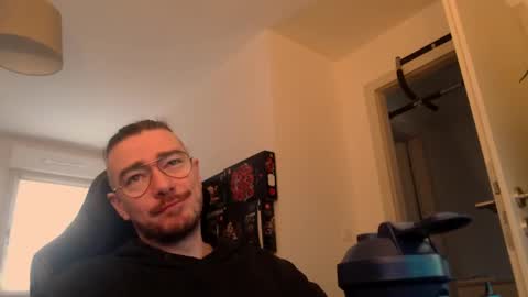 AllDayIDream online show from January 17, 9:49 am