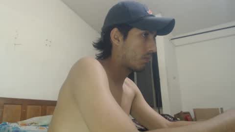 snackontime19 online show from October 8, 1:46 am