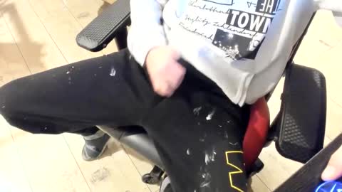 snip1977 online show from January 6, 1:09 am