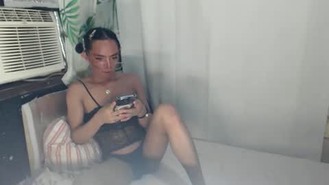 snoky_serna online show from May 7, 6:47 pm