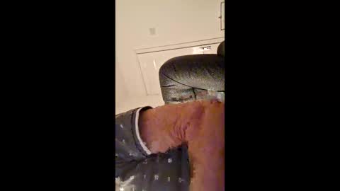 snootyagain online show from April 18, 9:48 pm