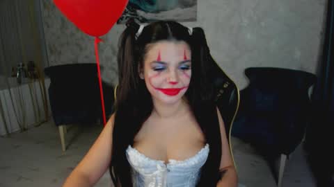 snowingwinter online show from October 17, 7:29 pm