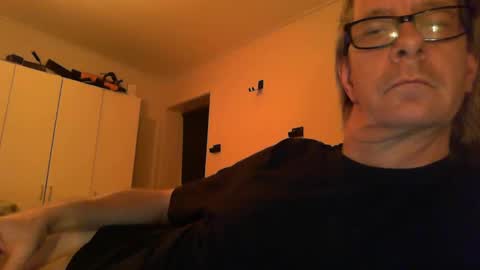 snub71 online show from February 23, 7:17 pm