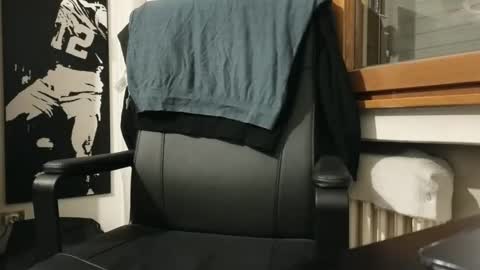 Snapshot of so_thick chatting on January 27, 7:03 pm luca -   online show from January 27, 7:03 pm